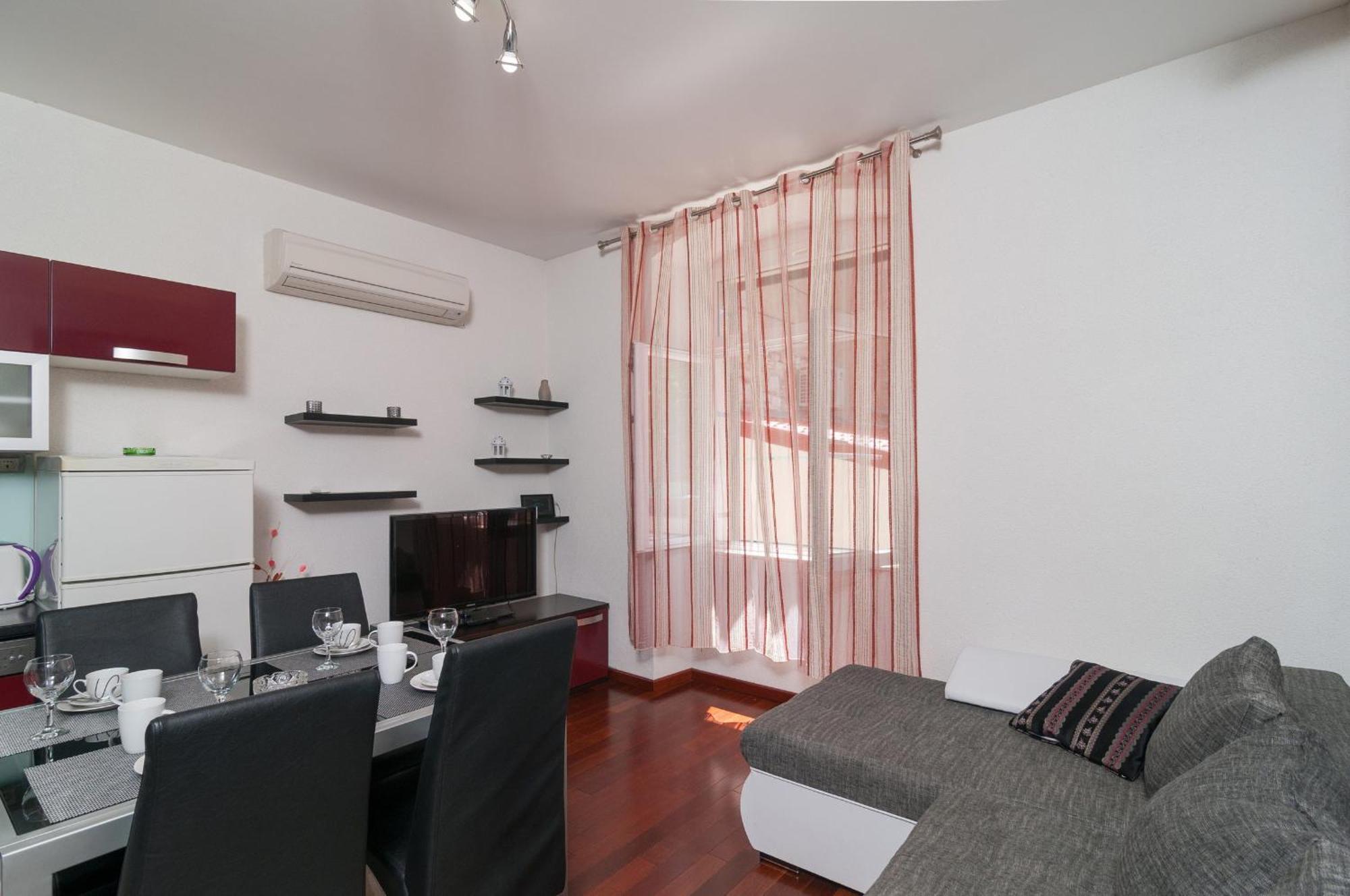 Apartma Center